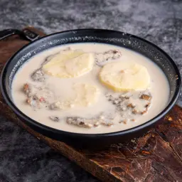 صينية لحمة بالطحينة